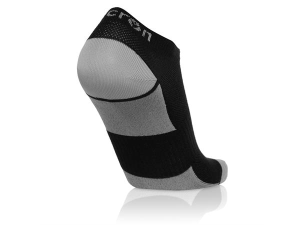 Strive Socks BLK M Høyytelses ankelsokk - Unisex 